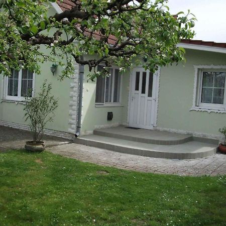 Holiday Home Balatonlelle/Balaton 19117 Экстерьер фото